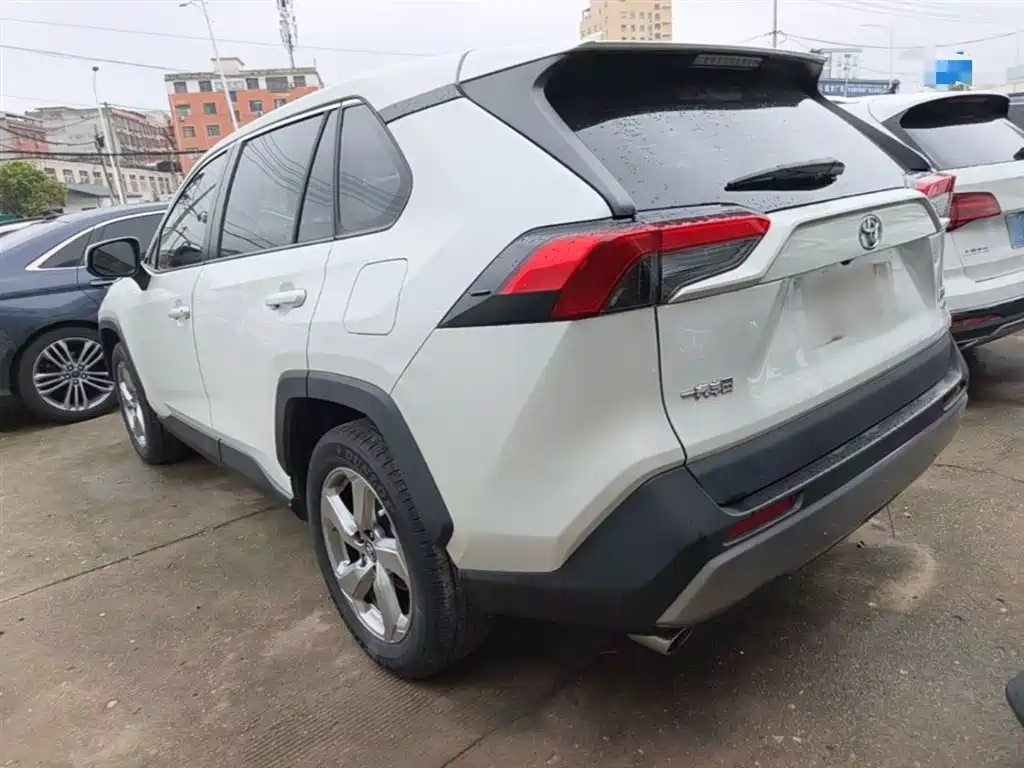Toyota RAV4 Rongfang 2020 2.0L CVT 4WD Fashion PLUS фото 5