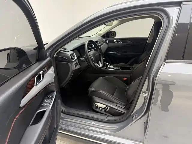 Lynk & Co 02 2018 2.0T Automatic 2WD Jin Pro Version China VI фото 12