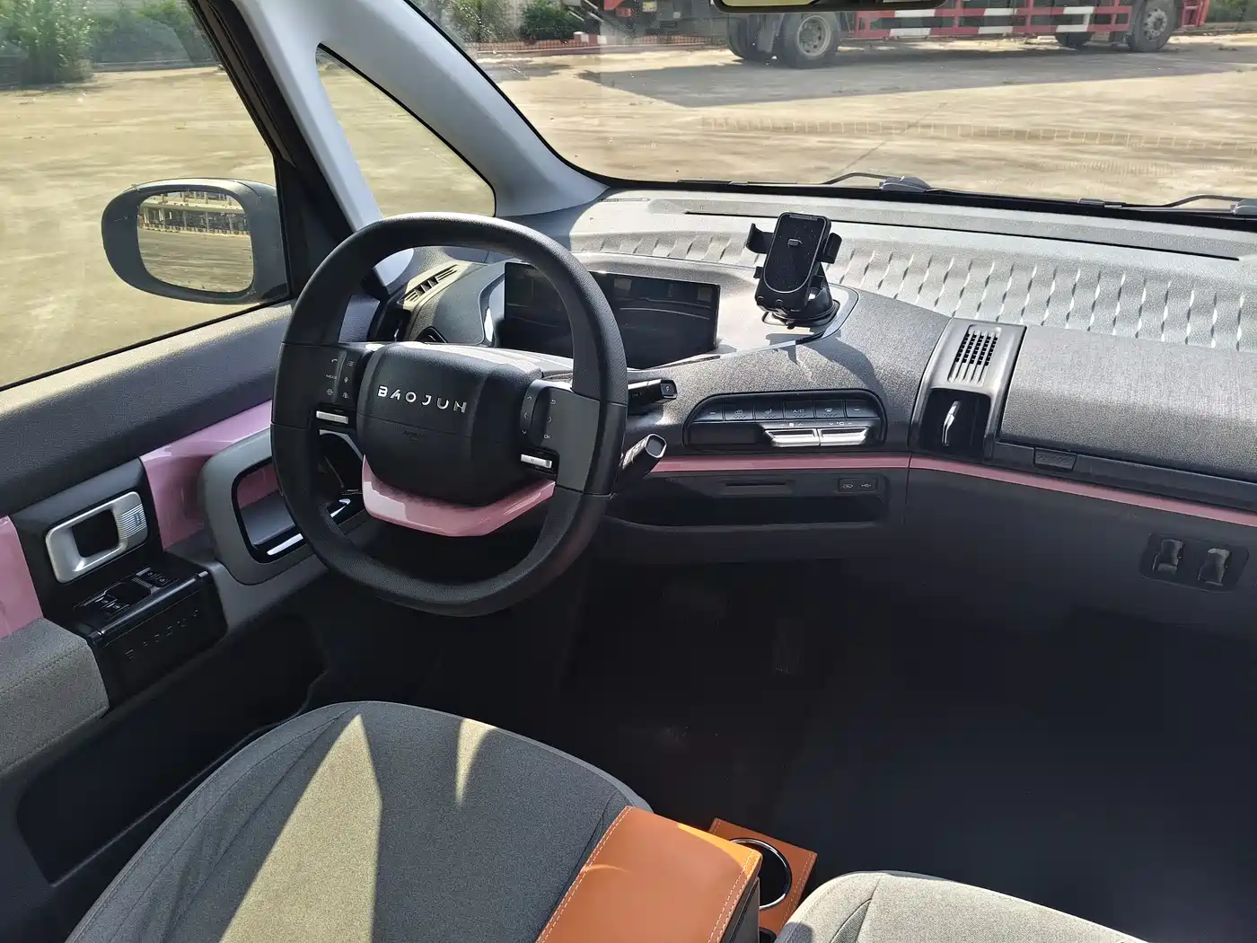 Baojun E300 2021 2020 Plus Stellar Smart Travel Edition