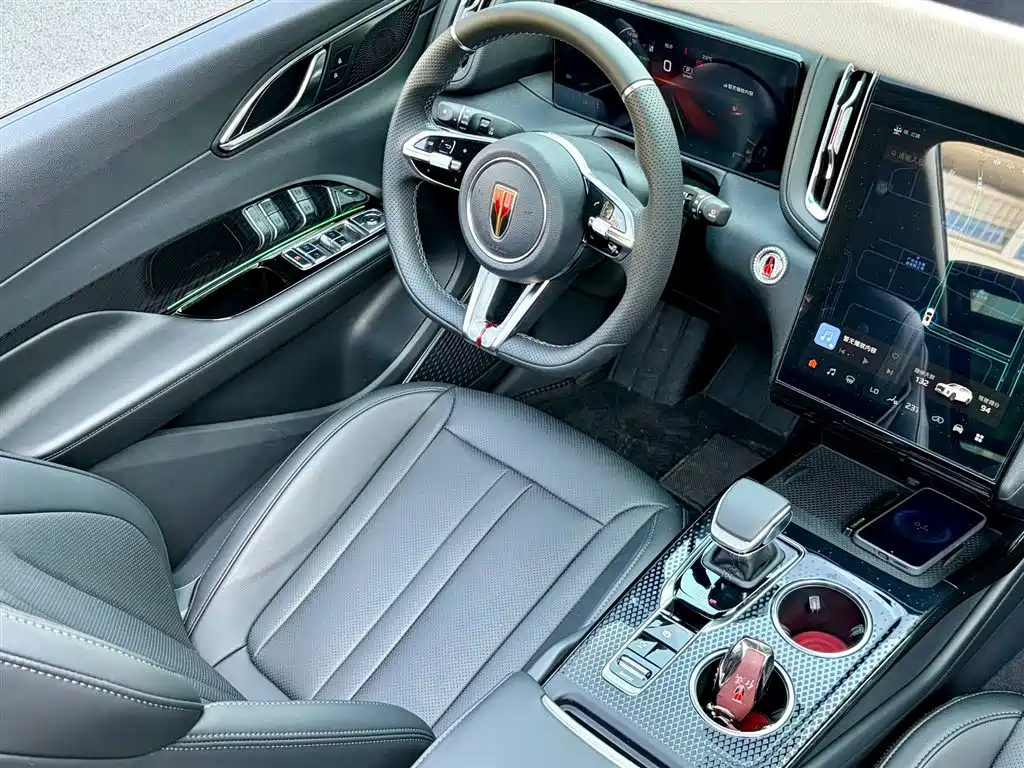 Hongqi HONGQI HS3 PHEV