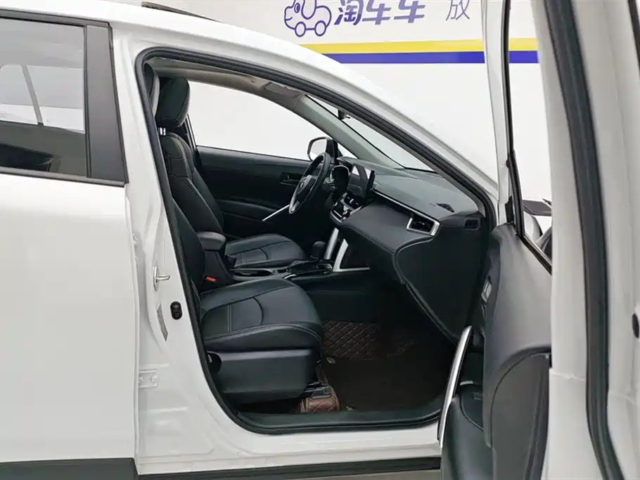 Toyota Corolla Cross 2024 2.0L Elite Edition фото 8