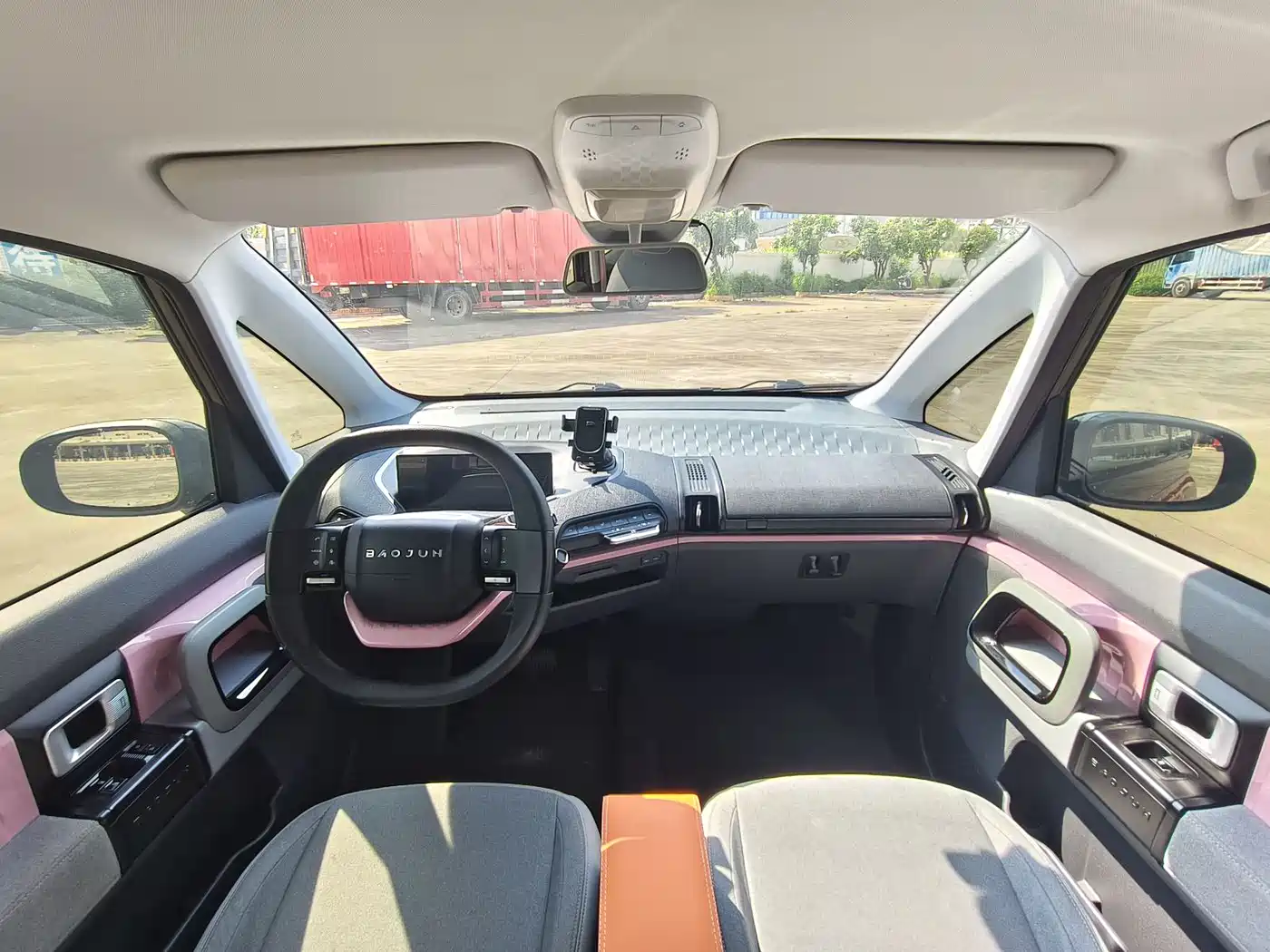 Baojun E300 2021 2020 Plus Stellar Smart Travel Edition