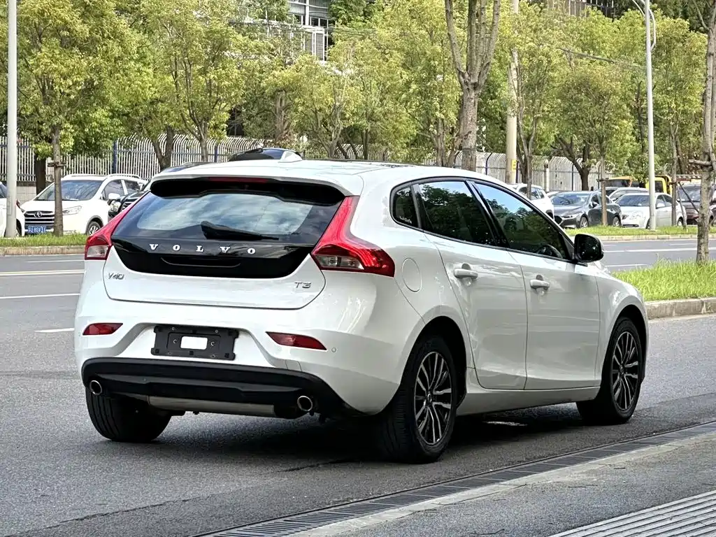 Volvo V40 2017 2017 T3 Inscription