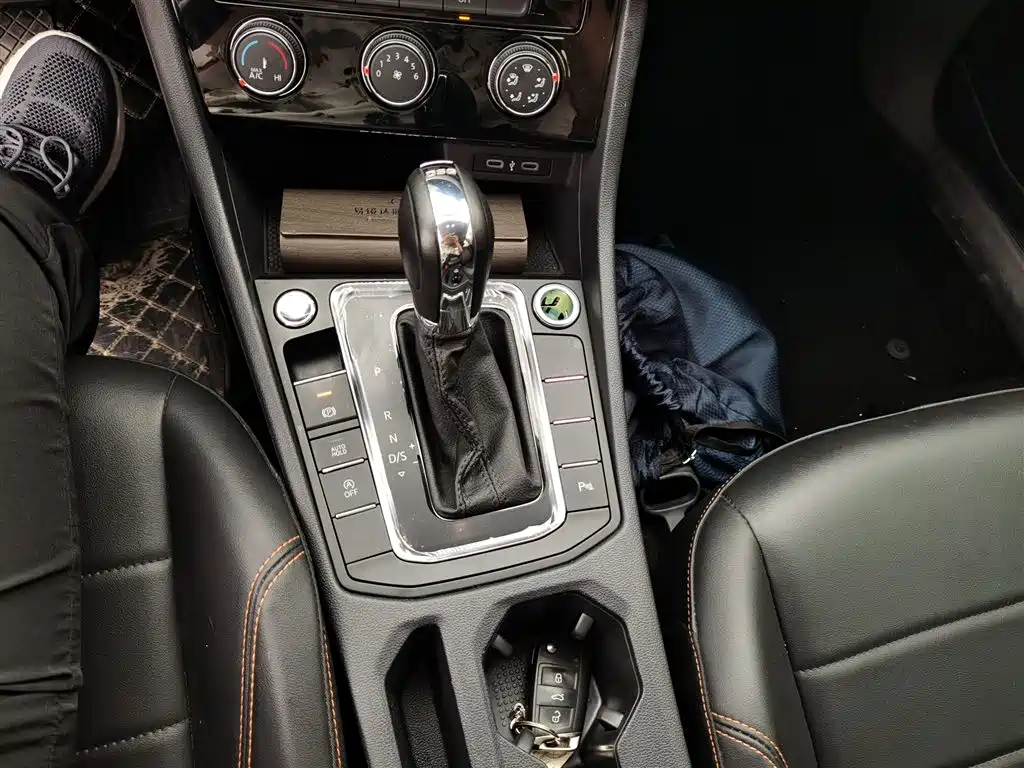 Volkswagen Bora 2023 200TSI DSG Yuexing Edition фото 14