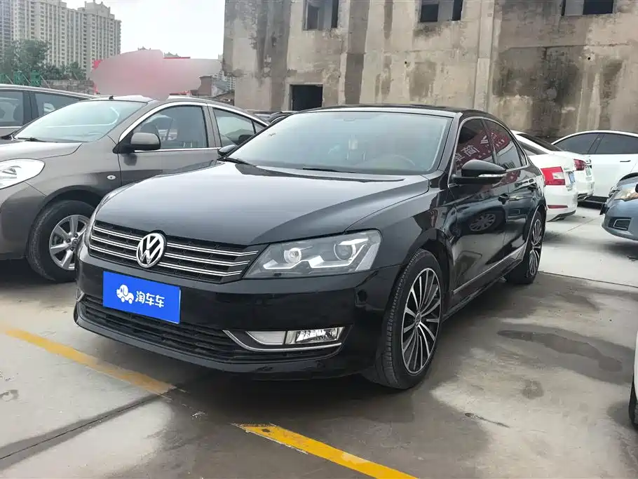 Volkswagen Passat 2014 1.8TSI DSG Luxury Edition