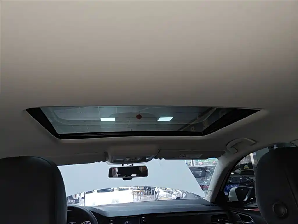 Volkswagen Lavida 2018 1.5L Automatic Comfort Version China V фото 18