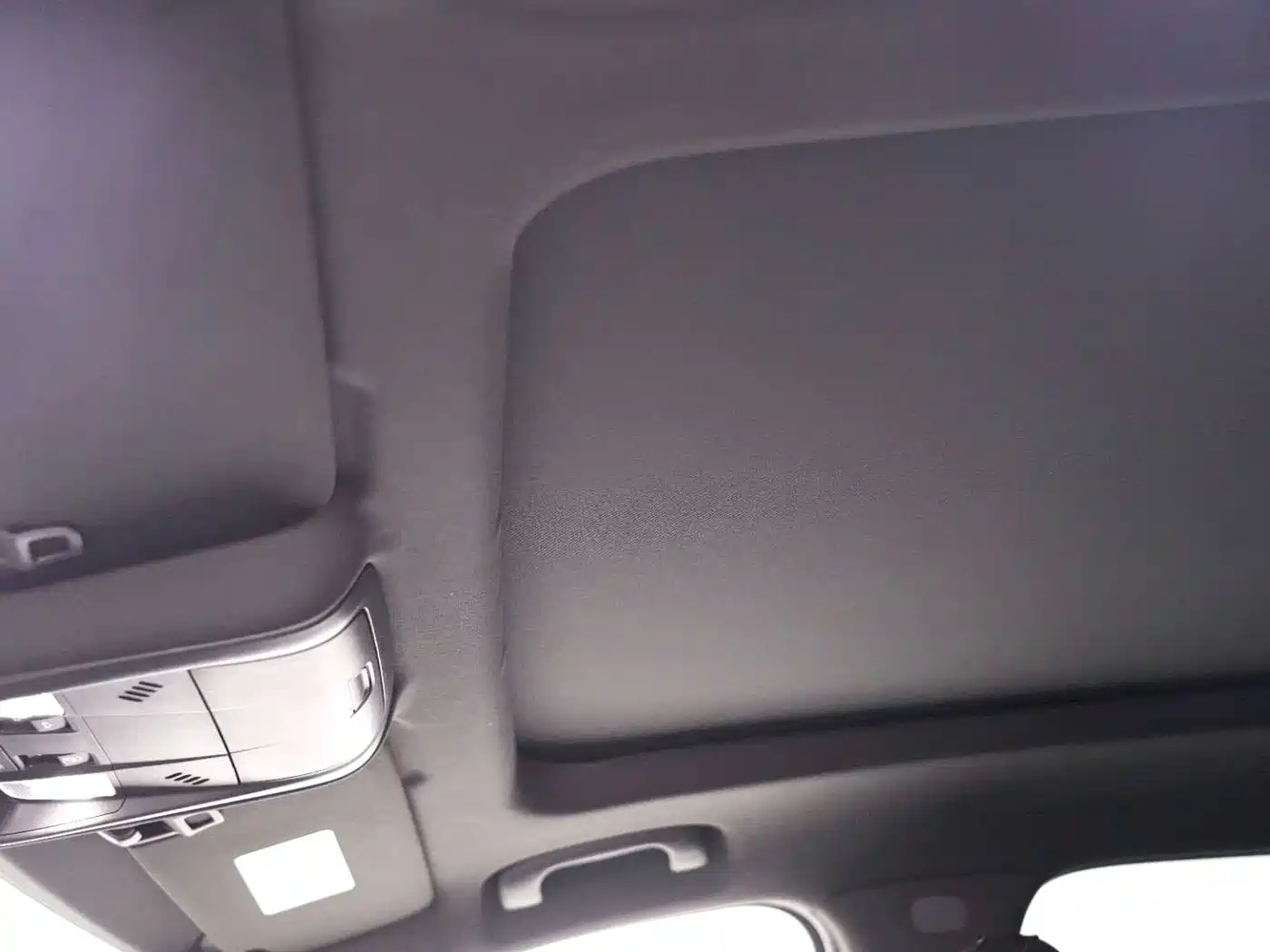 Cadillac XT4 2023 Model Year 28T Two-Wheel Drive Luxury Model фото 25