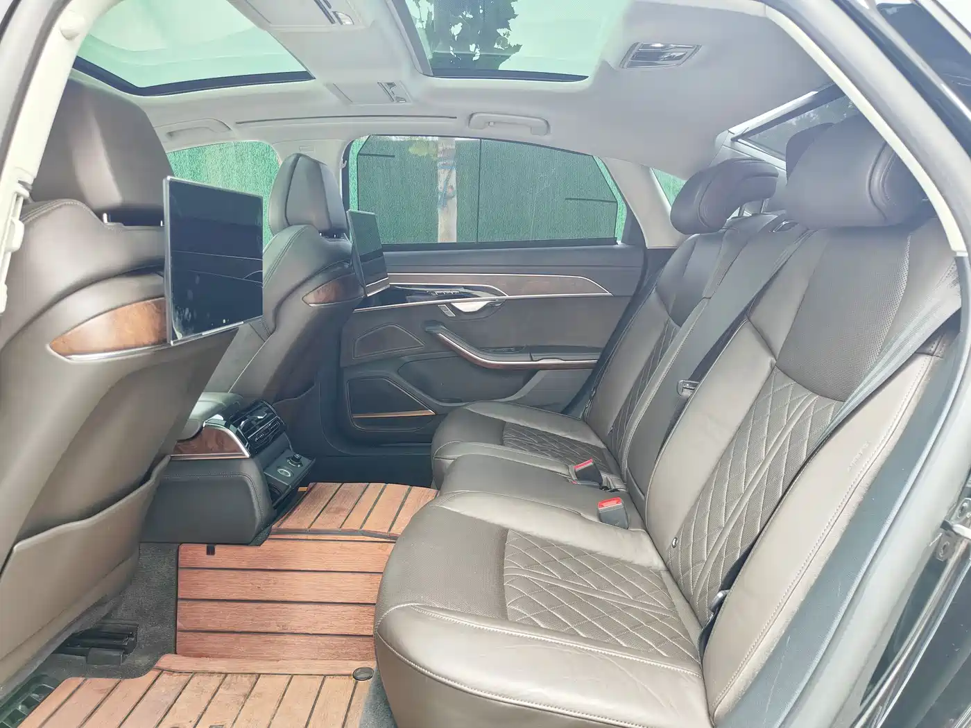 Audi A8 2021 A8L 55 TFSI quattro Luxury фото 6