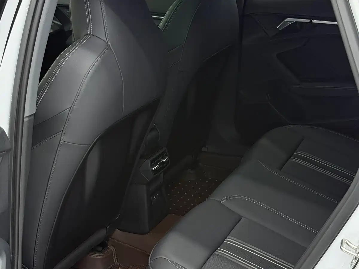 Audi A3 2023 Sportback 35 TFSI Fashion Sport фото 8