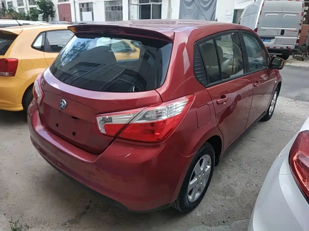 Venucia R50 2014 2013 1.6L Manual Fashion