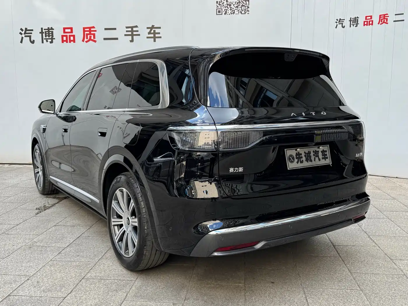 AITO Wenjie AITO M8 2026