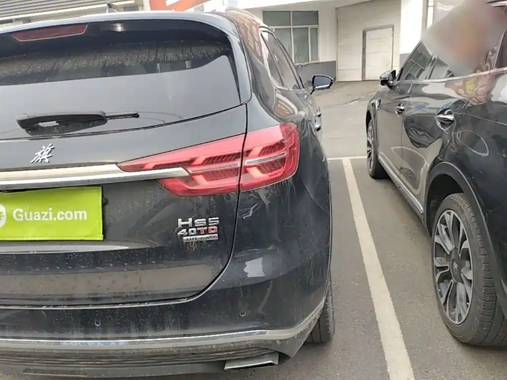 Hongqi HS5 2022 Facelift 2.0T Smart Flag Enjoyment AWD Edition фото 8