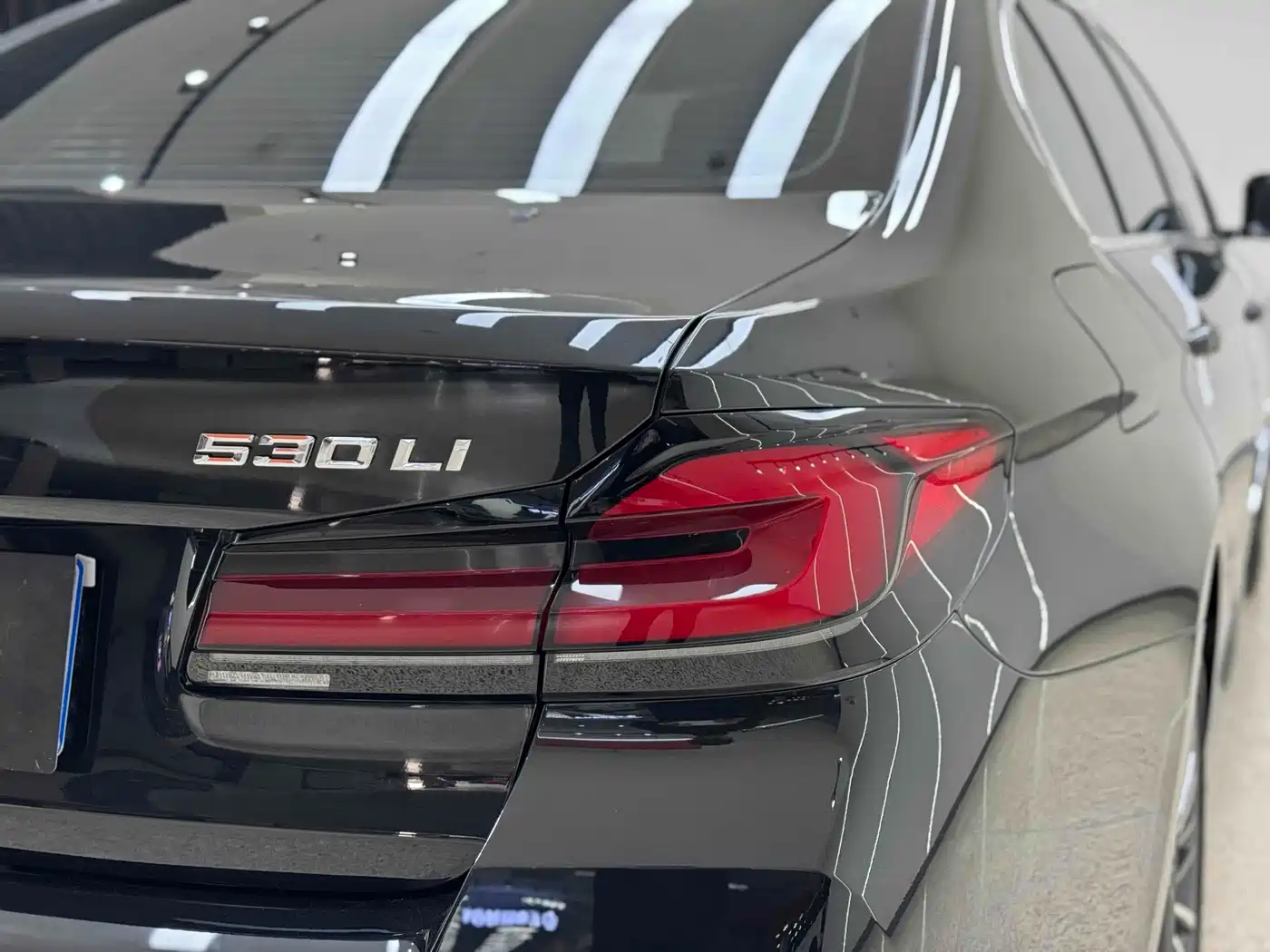 BMW 5 Series 2023 530Li Leading M Sport Package фото 33