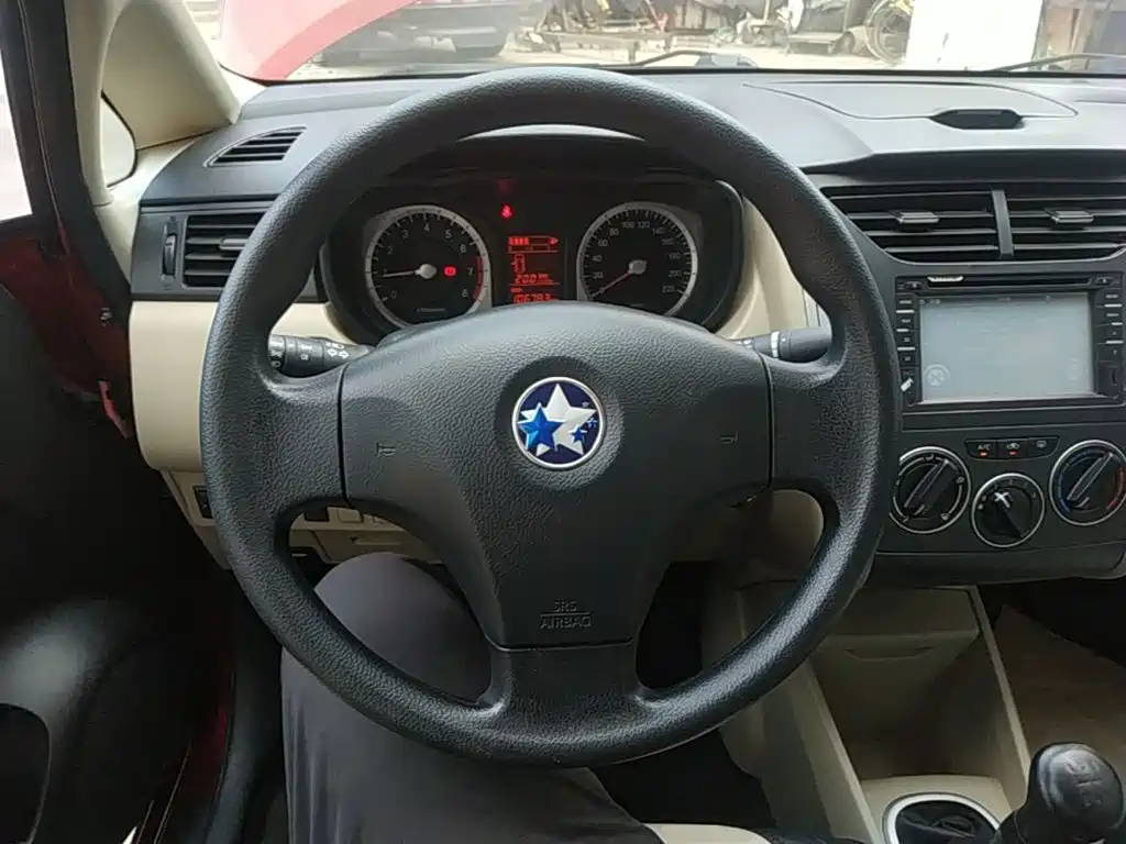 Venucia R50 2014 2013 1.6L Manual Fashion