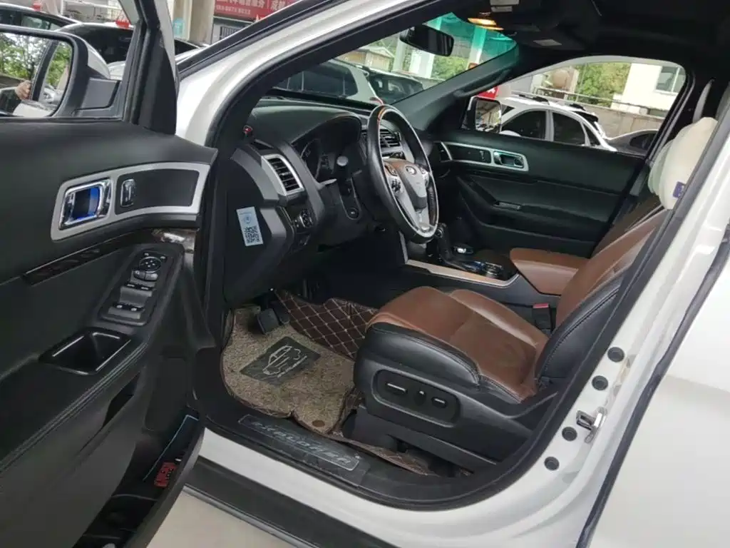 Ford Explorer (Import) 2015 2013 3.5L Premium Edition