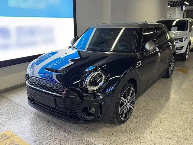 MINI CLUBMAN 2023 Facelift 2.0T COOPER S Connoisseur