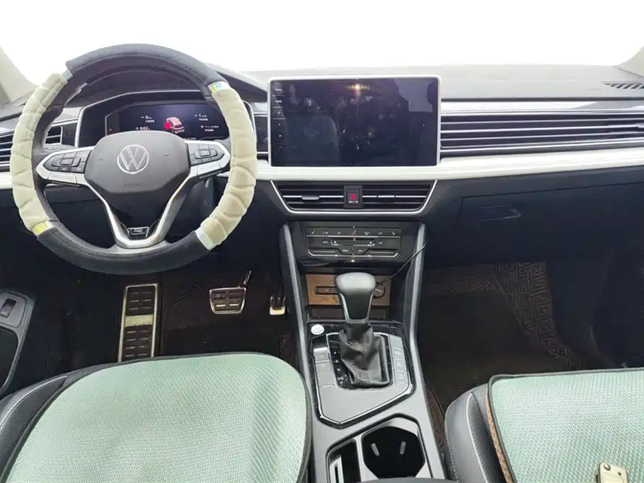 Volkswagen Tiguan L 2024 330TSI Automatic 2WD R-Line Premium Enjoyment Edition фото 12