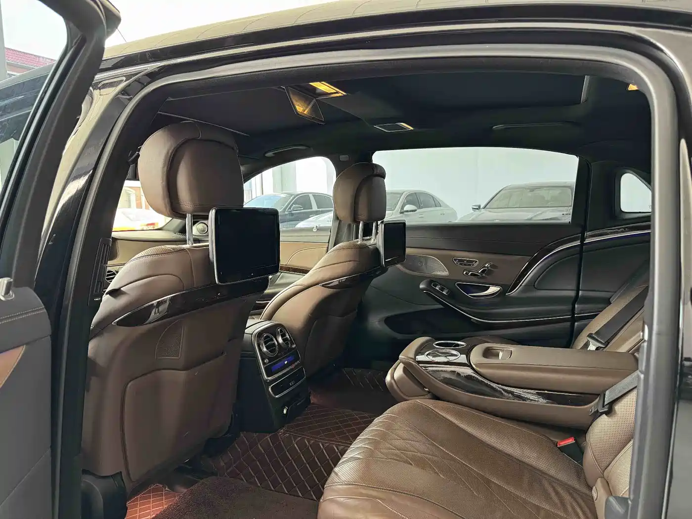 MERCEDES-BENZ MAYBACH S CLASS