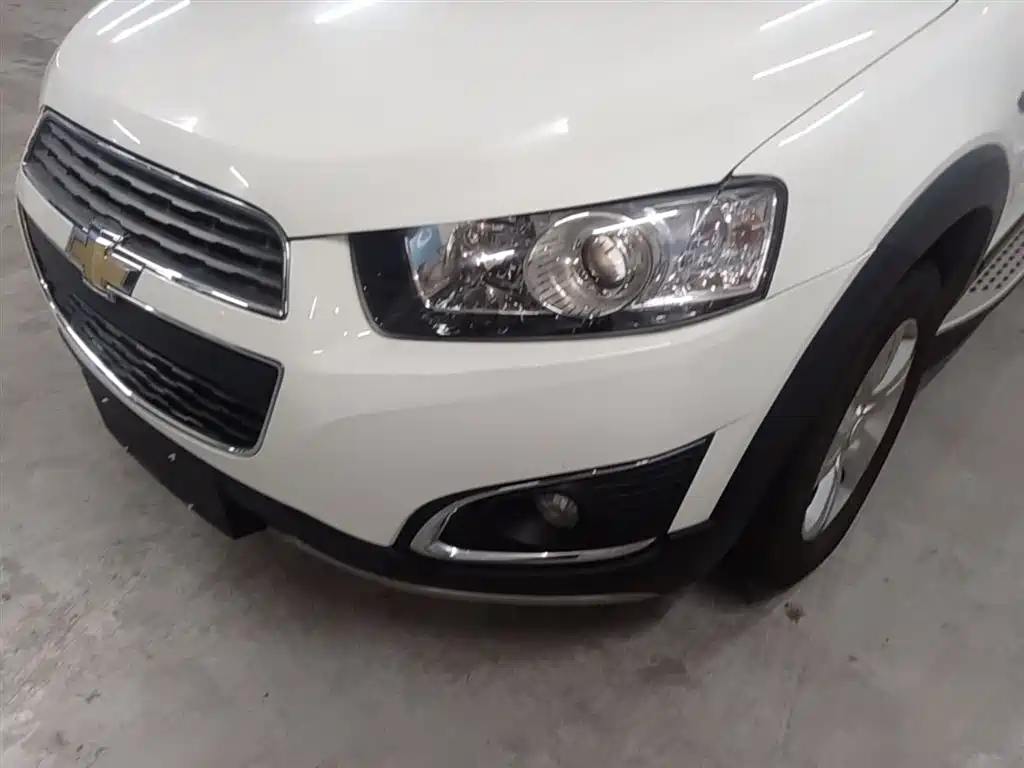 Chevrolet Captiva 2017 2.4L 2WD Luxury Edition 7-Seater фото 24
