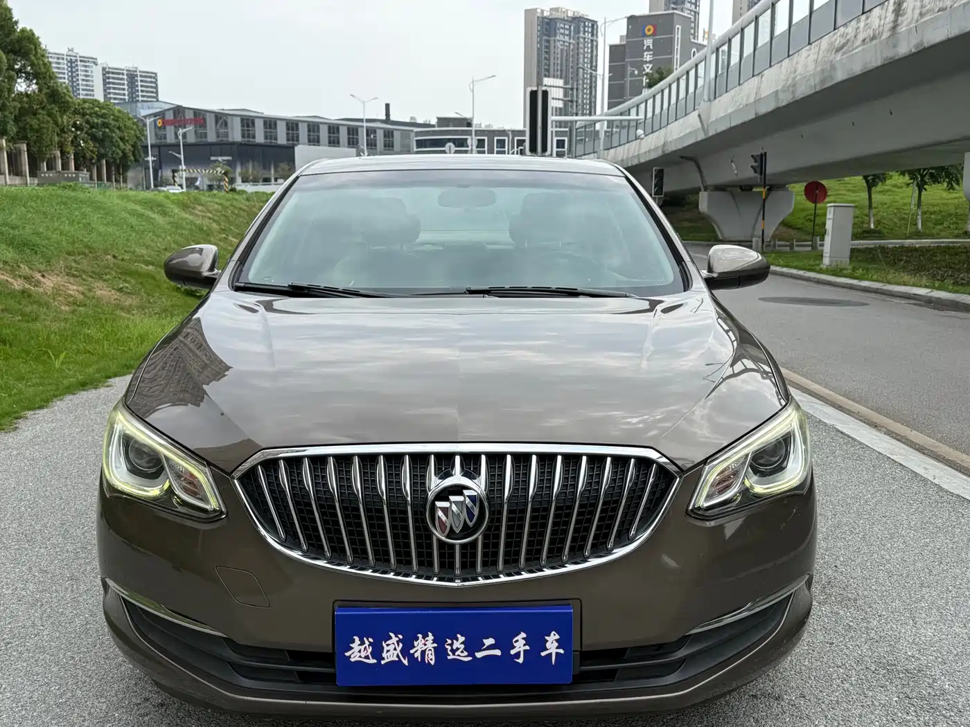 Buick Excelle 2017 15N Automatic Elite фото 2