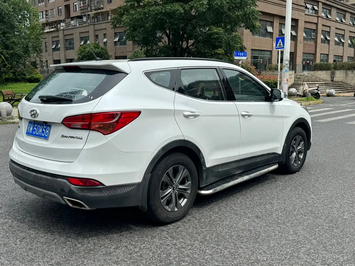 Hyundai Santa Fe 2013 Model 2.4L Automatic 2WD Comfort фото 6
