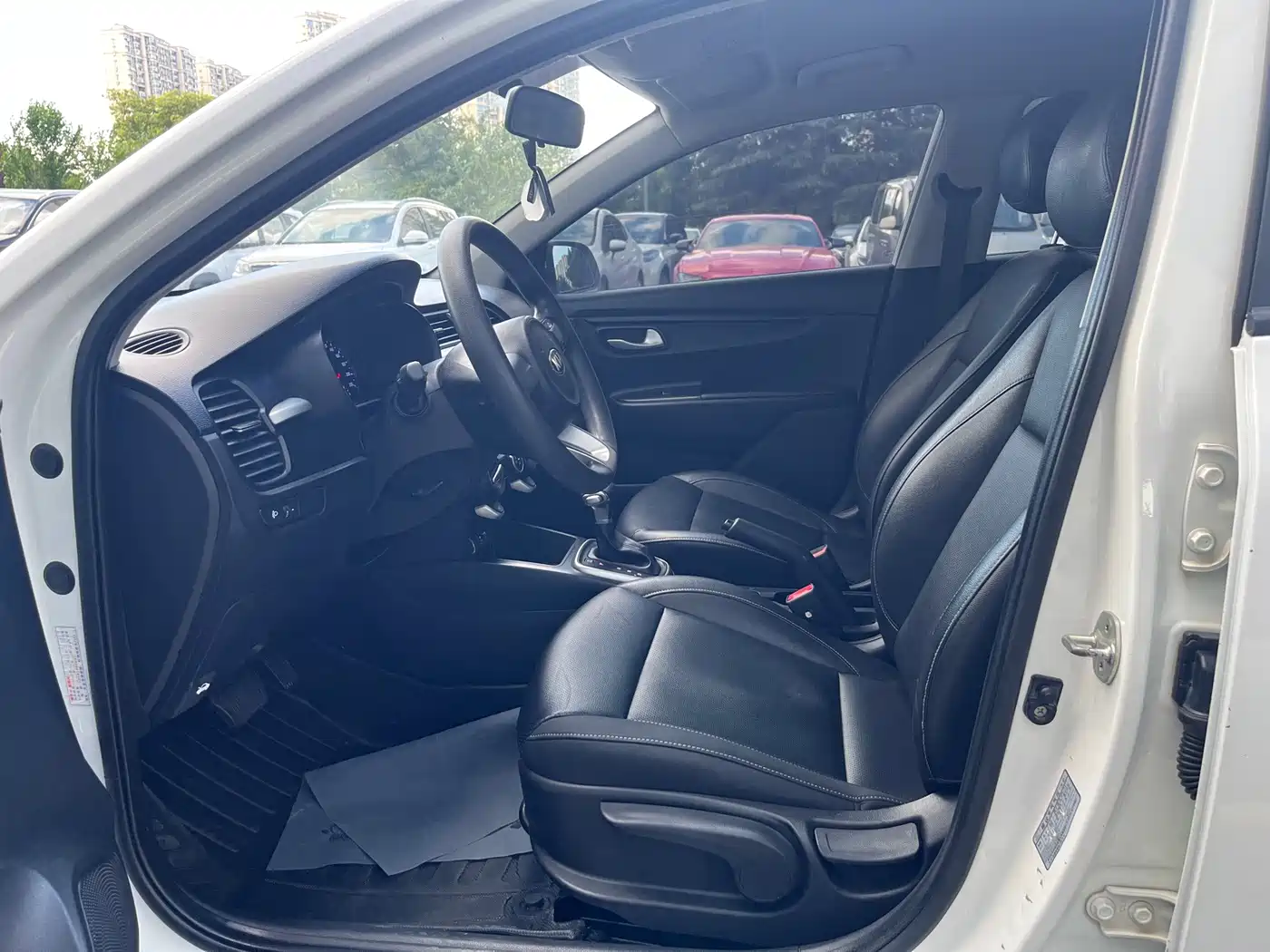 Kia K2 2017 2017 Sedan 1.4L AT GLS