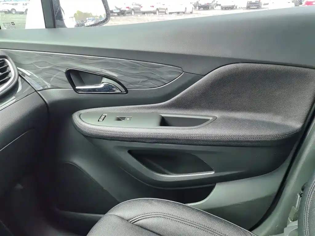 Buick Encore 2017 18T Automatic 2WD Urban Leading фото 5