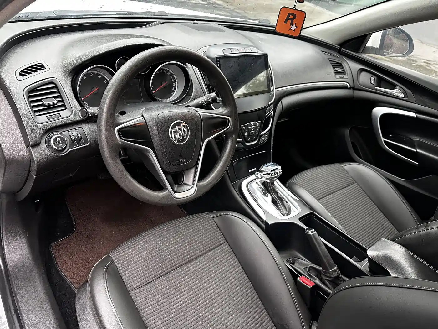 Buick Regal 2015 1.6T Leading Tech Edition фото 8