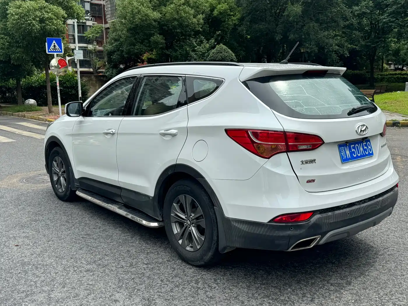 Hyundai Santa Fe 2013 Model 2.4L Automatic 2WD Comfort фото 4