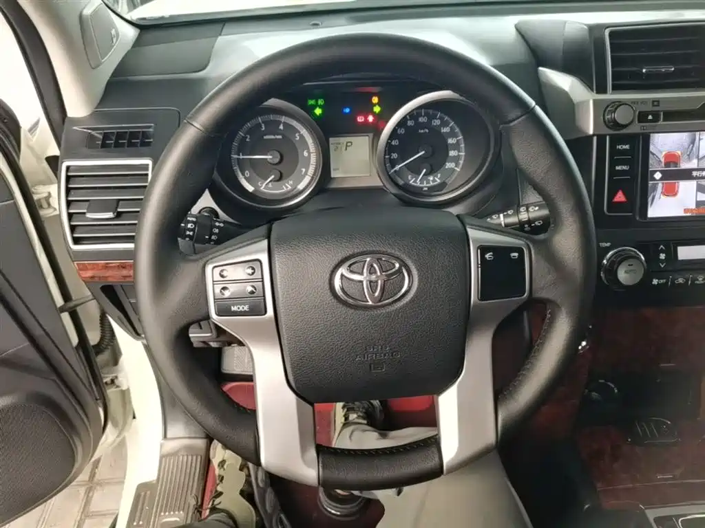 Toyota Prado 2016 2.7L Auto Luxury Edition фото 11