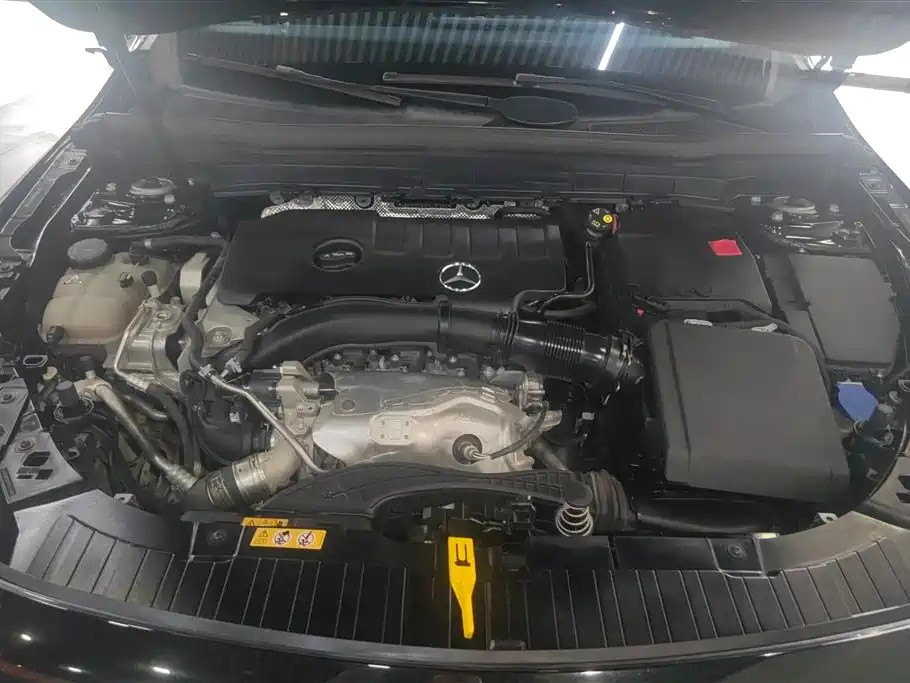 Mercedes-Benz GLB 2023 GLB 220 4MATIC фото 10