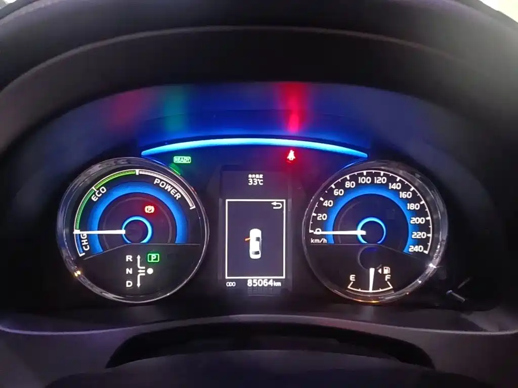 Toyota Corolla 2018 Hybrid 1.8L E-CVT Smart Edition фото 12