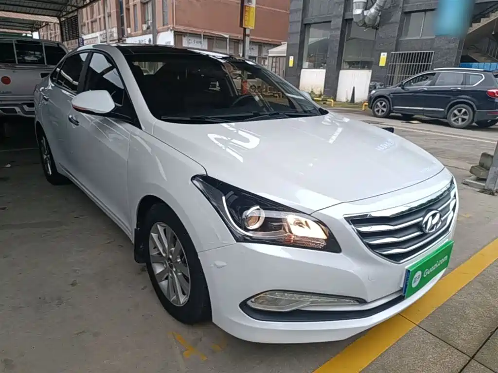 Hyundai Mistra 2014 1.8L Auto Smart GLS фото 4