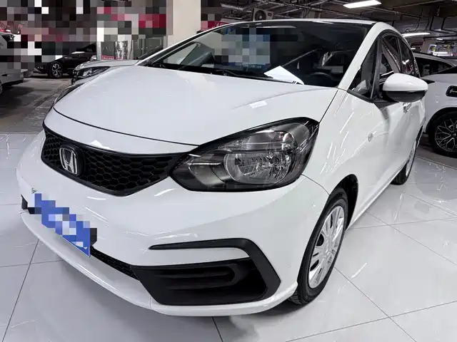 Honda Fit 1.5L CVT, Модный комфорт