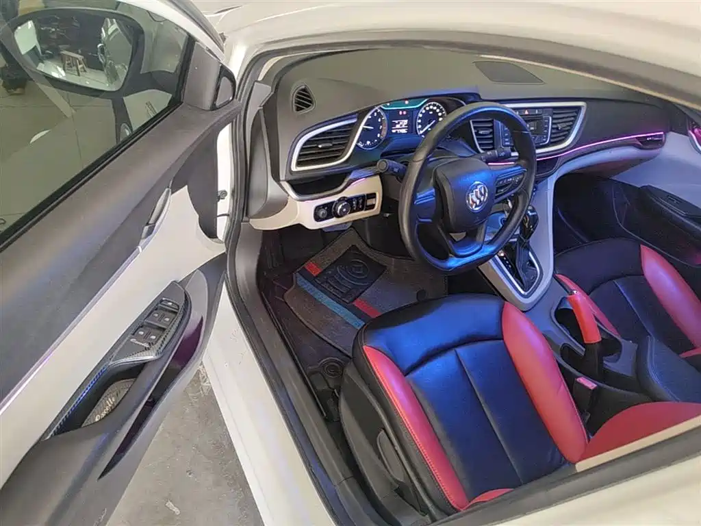 Buick Excelle 2018 15T DCT Progressive (China V) фото 16