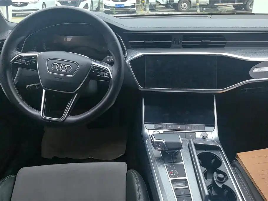 Audi A6L 2020 40 TFSI Luxury Dynamic фото 12