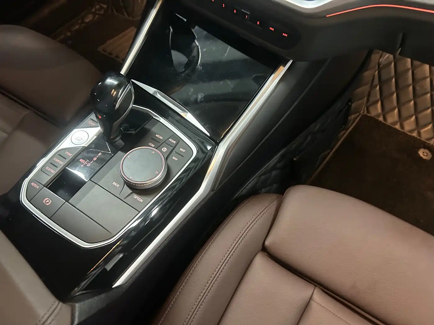 BMW 3 Series 2020 325Li Launch Edition фото 6