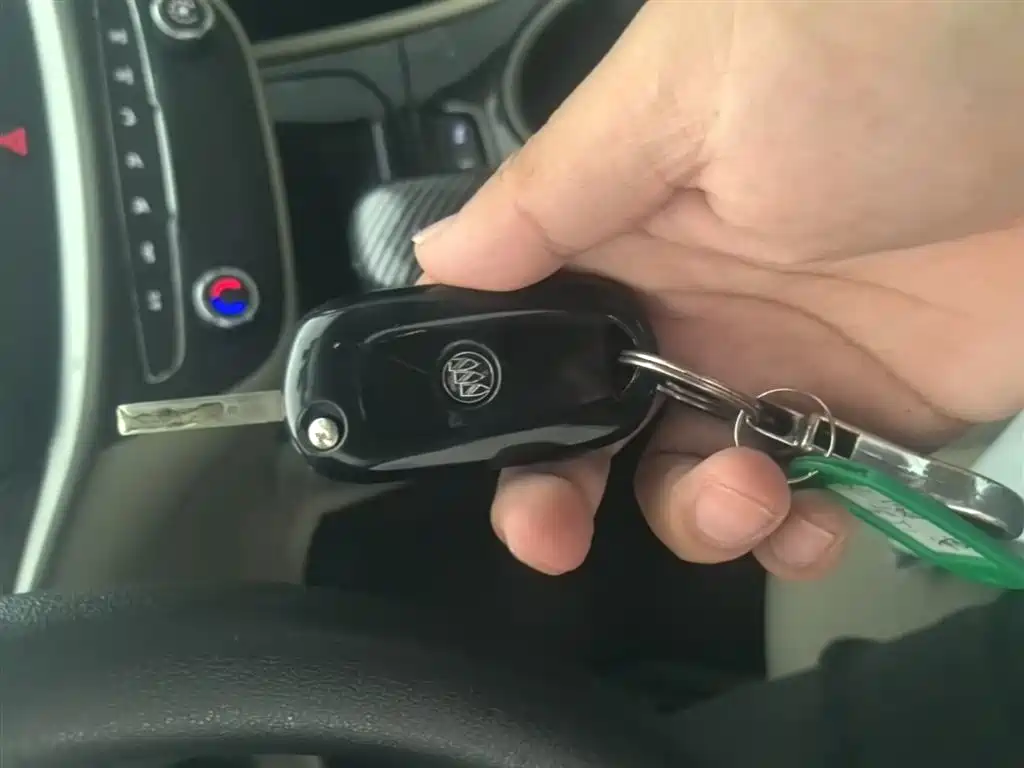 Buick Verano 2015 Sedan 15S Automatic Progressive фото 9