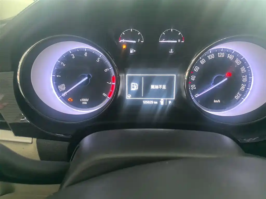 Buick Verano 2015 Sedan 15S Automatic Progressive фото 12