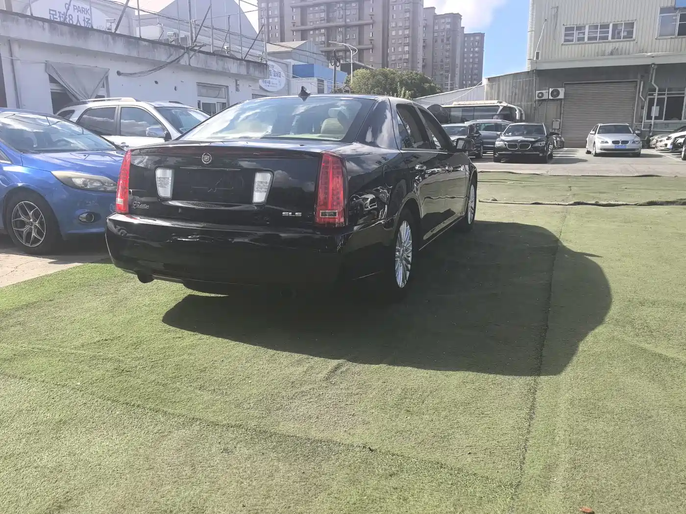 Cadillac SLS 2010 3.0L Elite фото 16