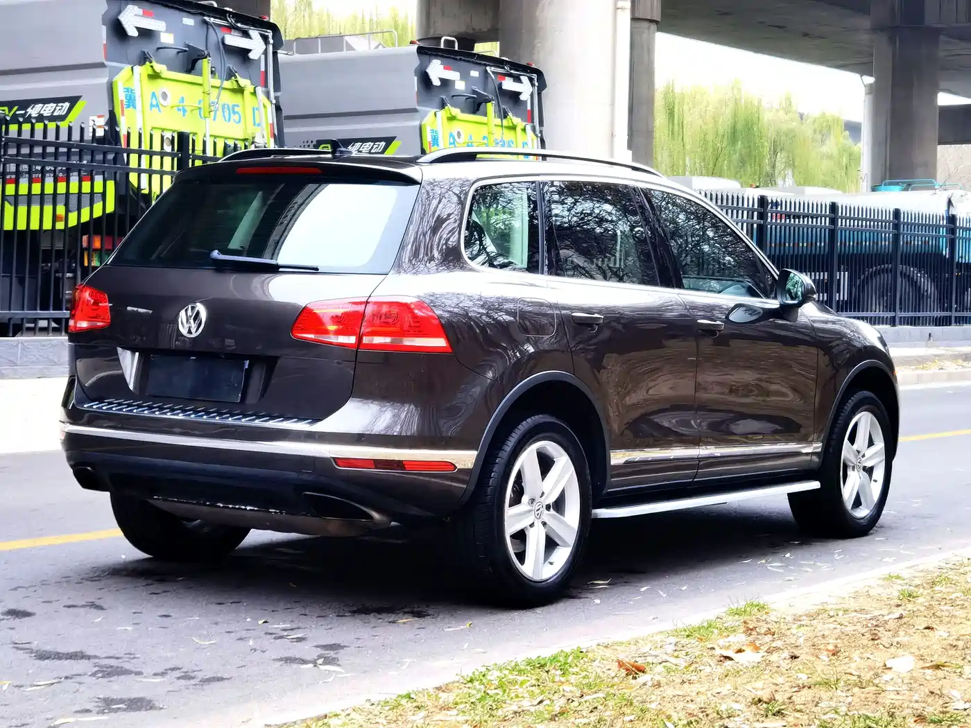 Volkswagen Touareg 2017 3.0TSI Explorer Edition фото 5