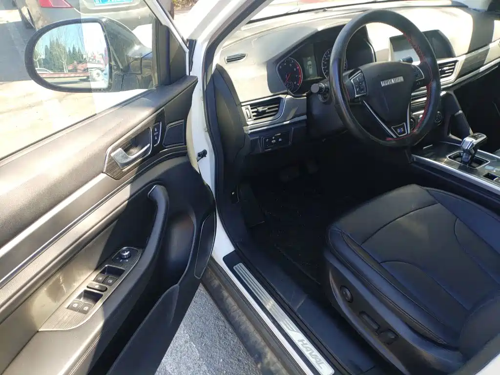 Фото 9 - Haval H6