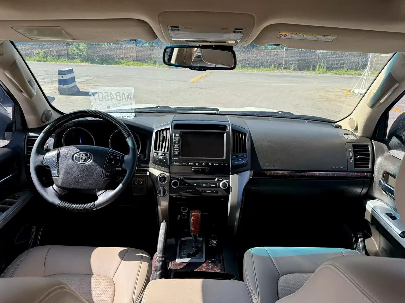 Toyota Land Cruiser 2010 Model 4.7L Automatic VX фото 5