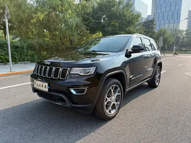 Jeep Grand Cherokee (Import) 2020 3.0L Elite Navigation Edition
