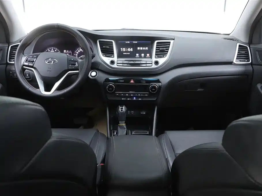 Hyundai Tucson 2015 1.6T Dual Clutch 2WD Smart фото 26