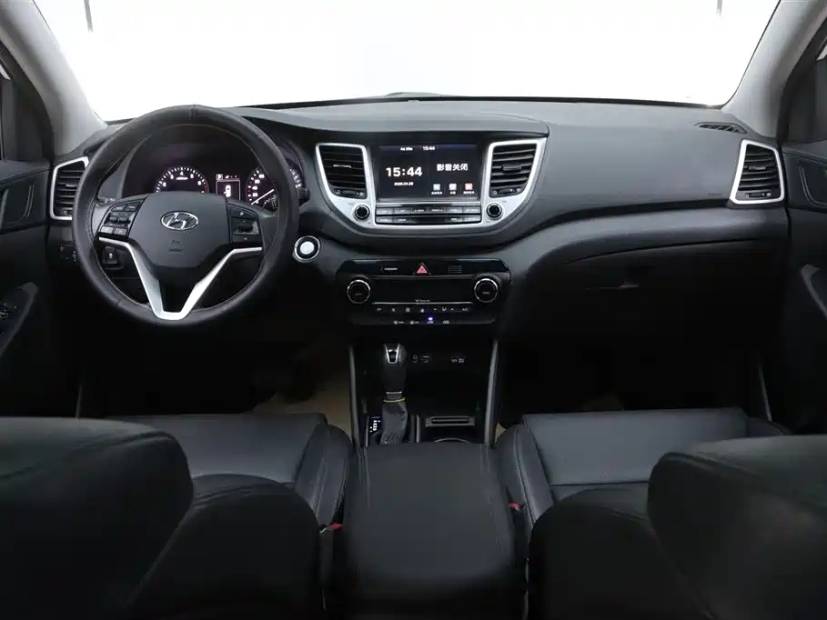 Hyundai Tucson 2015 1.6T Dual Clutch 2WD Smart фото 23