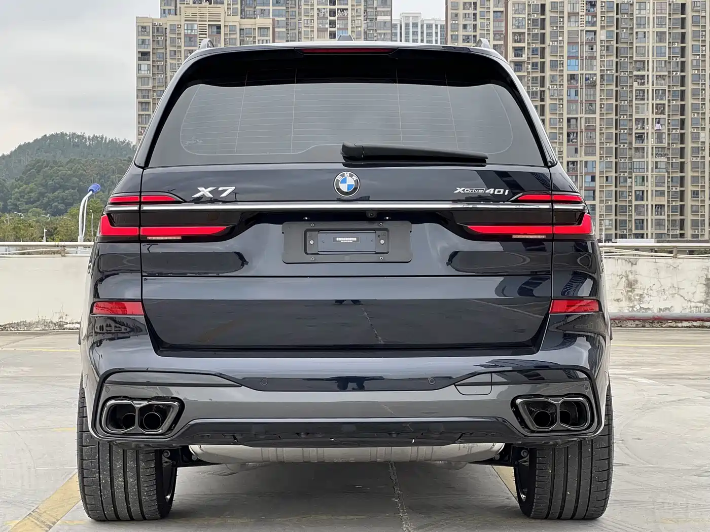 BMW X7 2023 xDrive40i Executive M Sport Package фото 10
