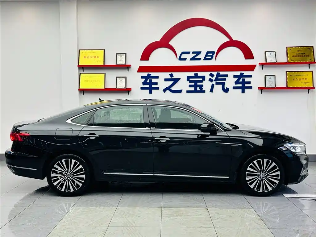 Volkswagen Passat 2019 Model 330TSI Luxury Edition China V фото 8