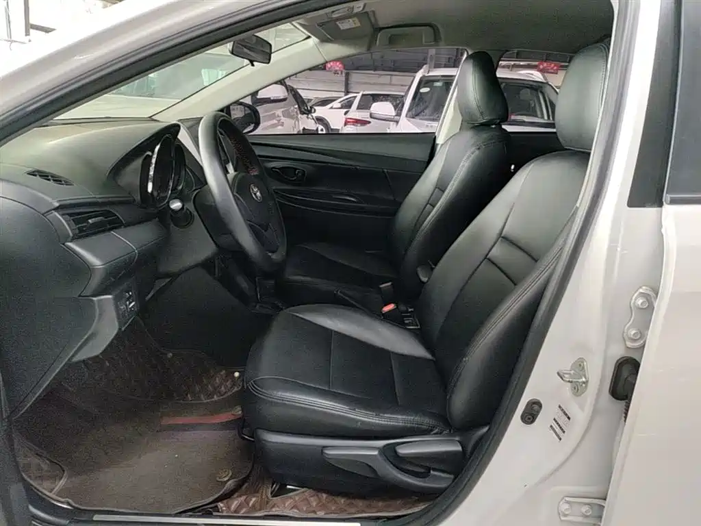 Toyota YARiS L Zhi Xiang 2017 1.5E CVT Charming Edition фото 15