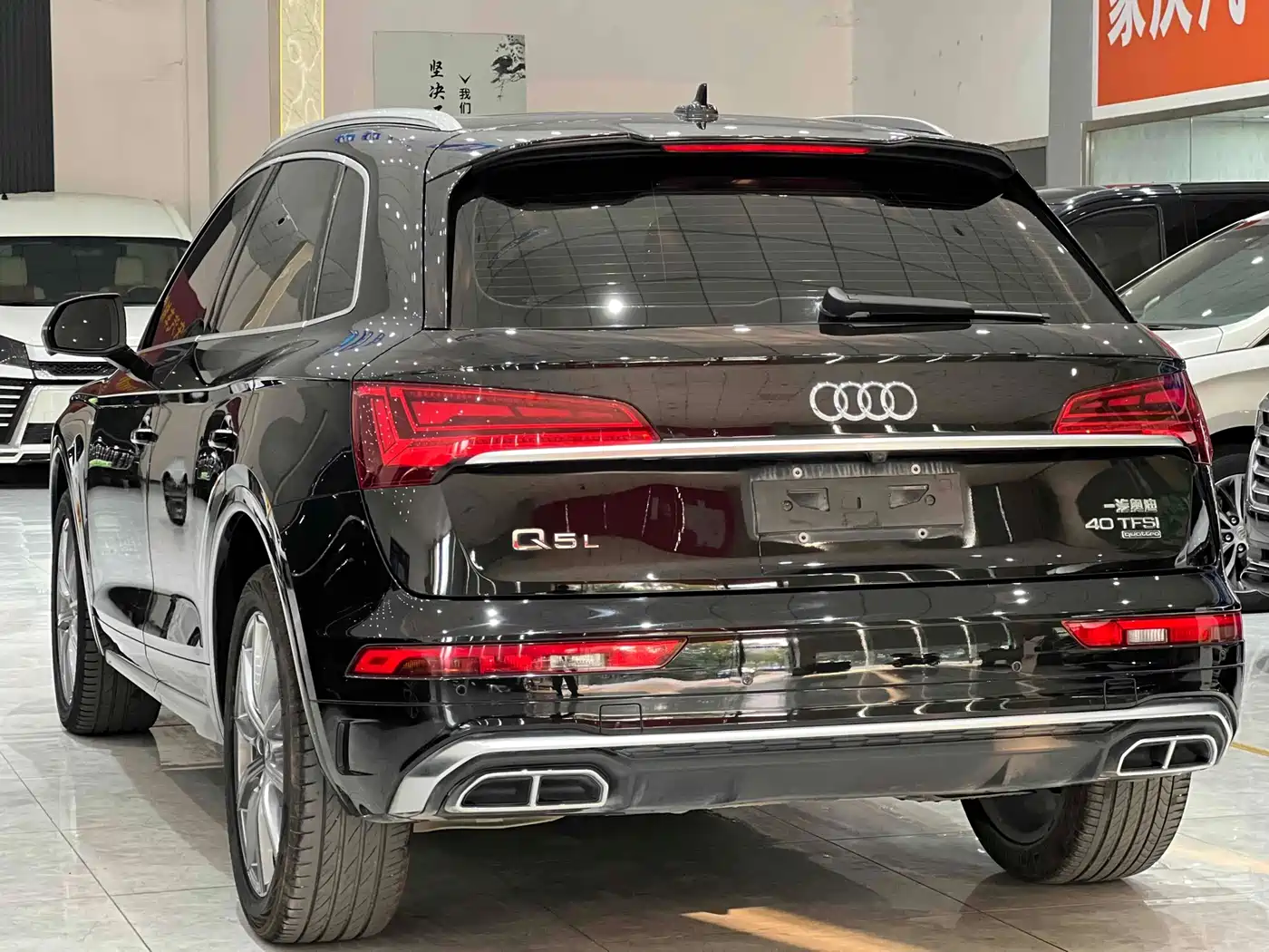 Audi Q5L 2022 40T Fashion Dynamic фото 5